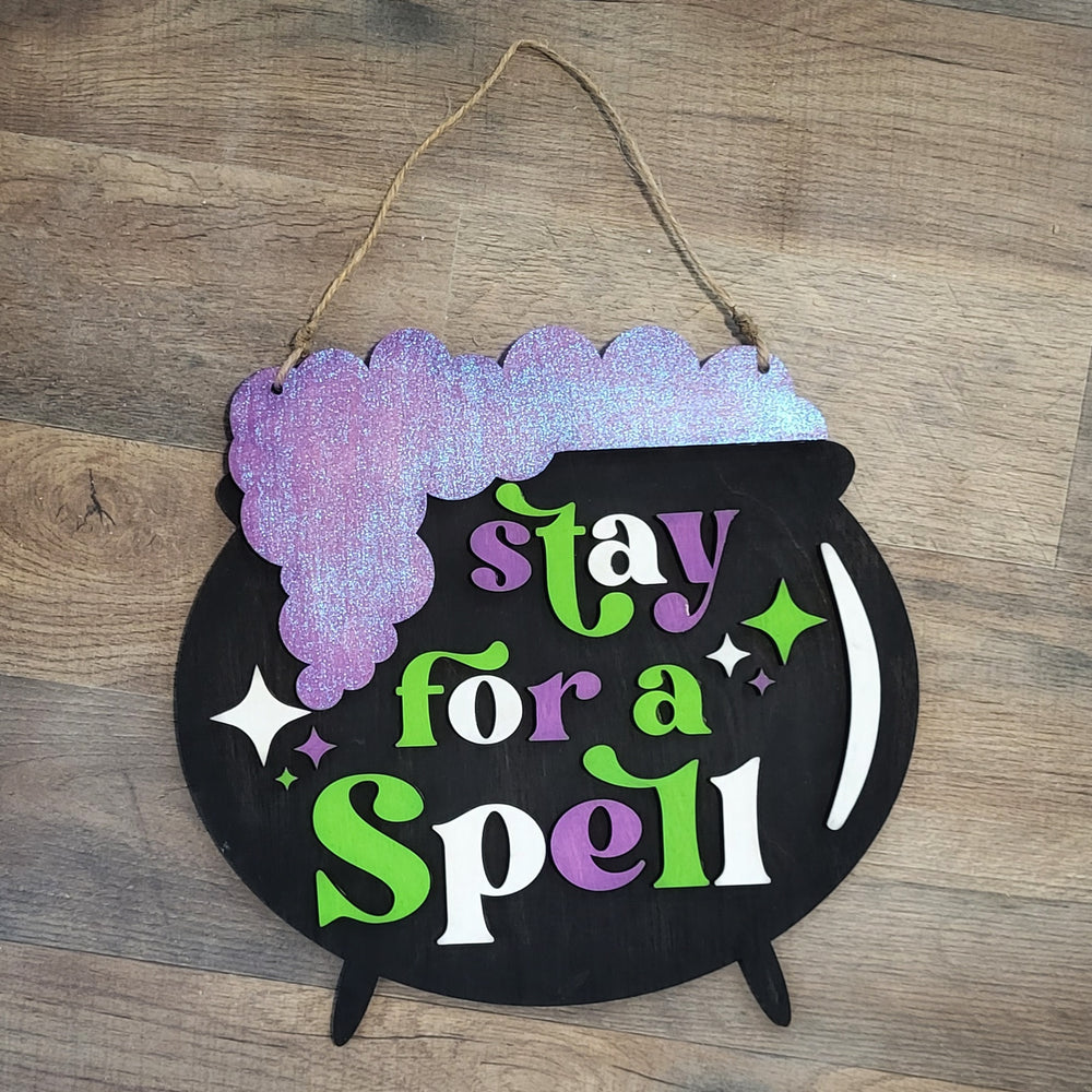 DIY kit Halloween Stay for a Spell Wall Hanger