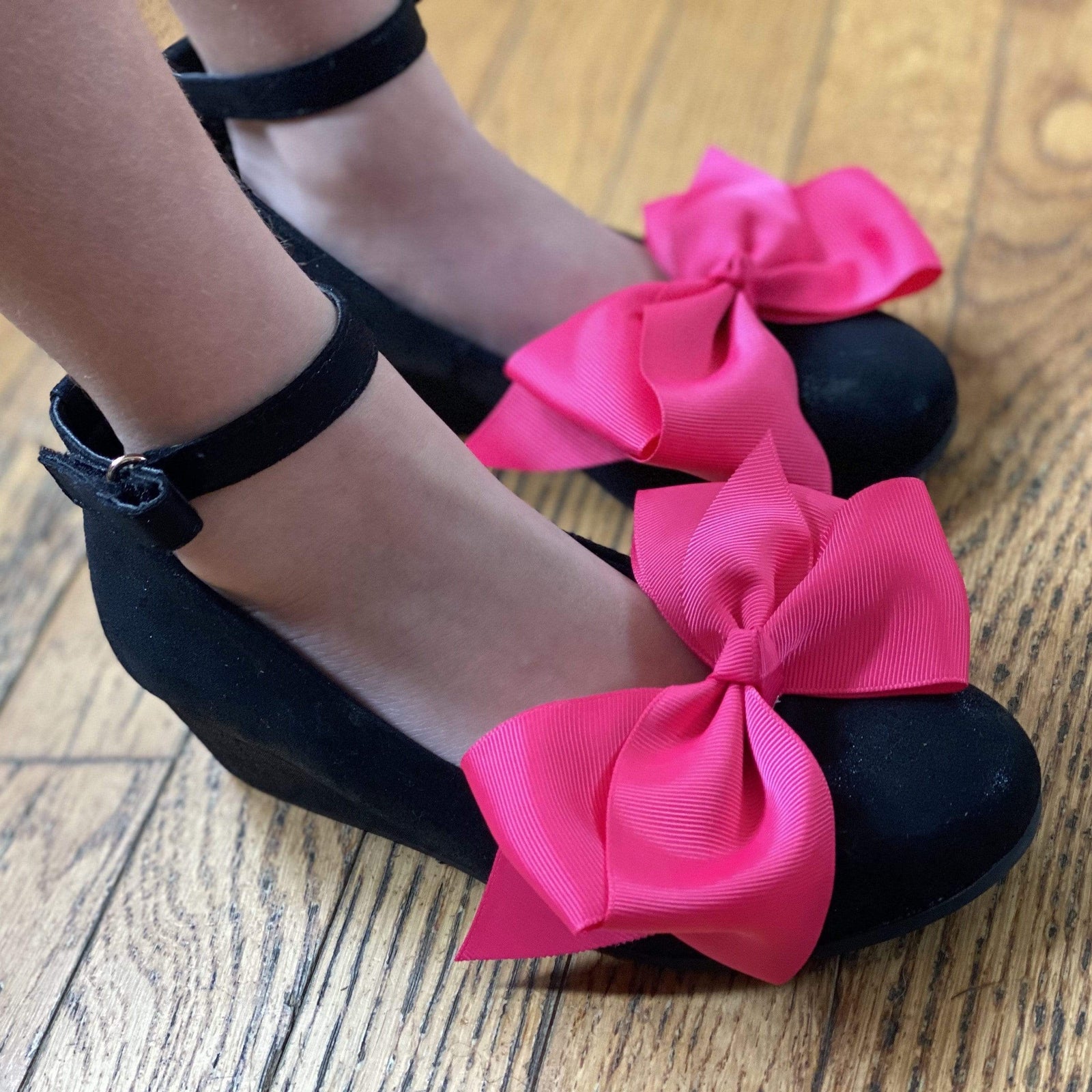 Pink 5 Inch Fancy Stylish Shoe Bows