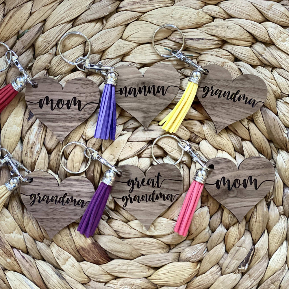 Cute Mother's Day Personalized Engraved Keychain Ideal for Gift