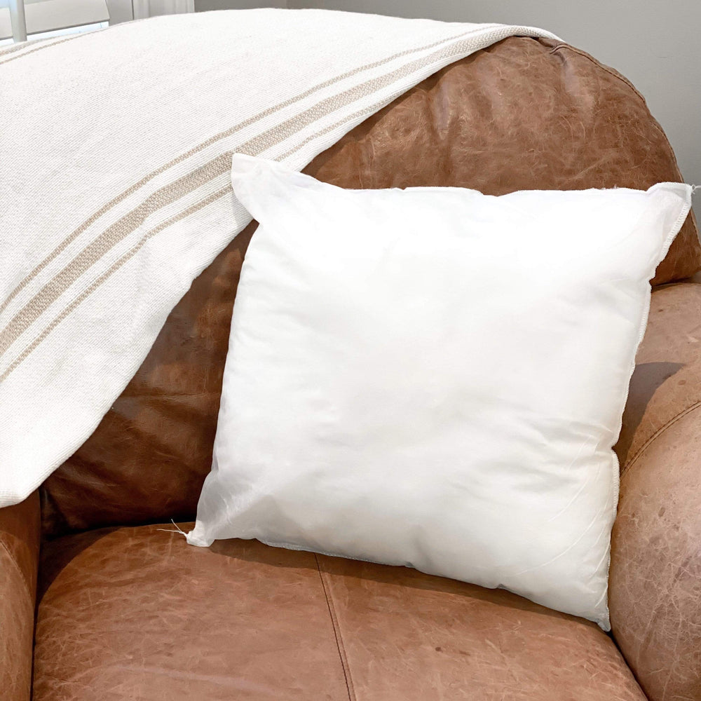 High Quality Premium 20 x 20 Inch Stuffer Hypoallergenic Pillow