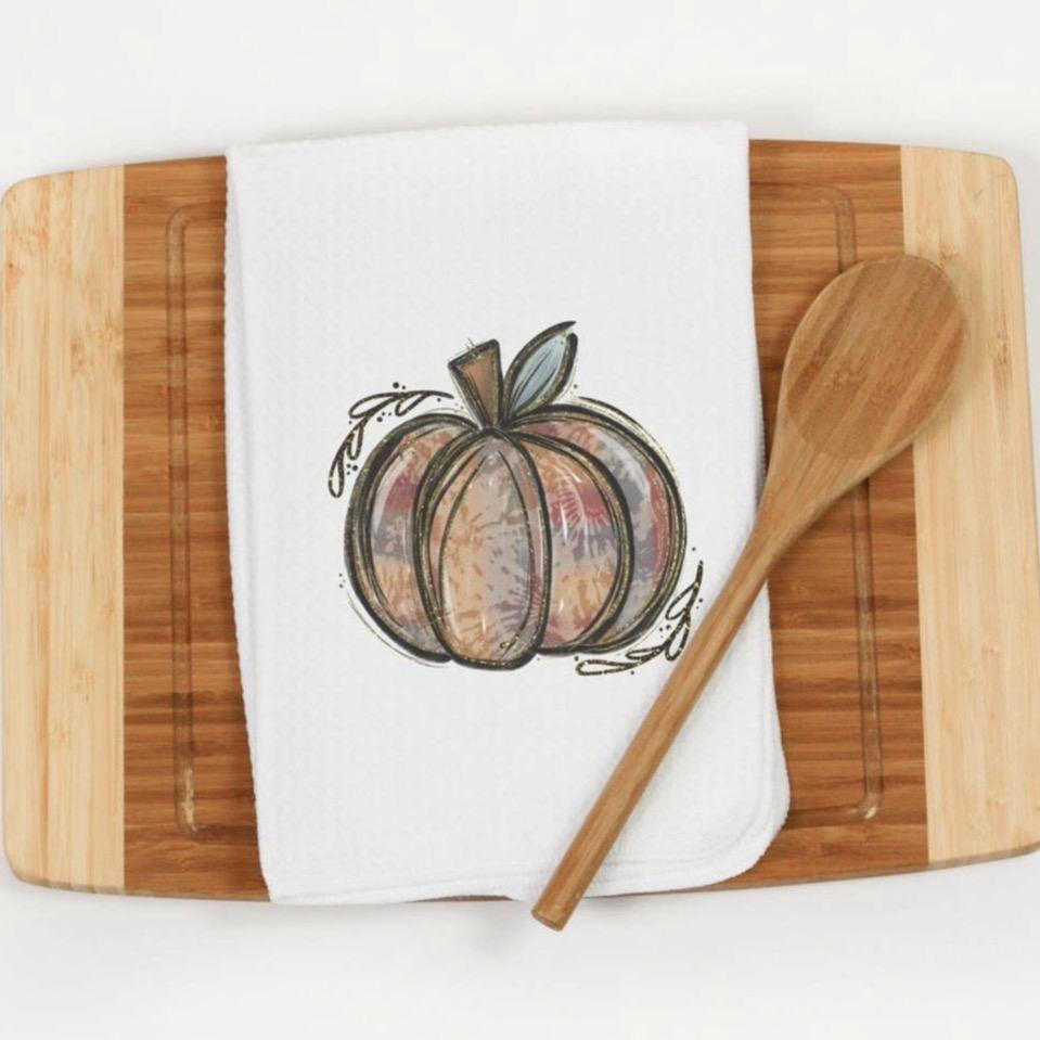 Tie Dye Fall Pumpkin Shape Design Extra Absorbent Fabric Dish Towel
